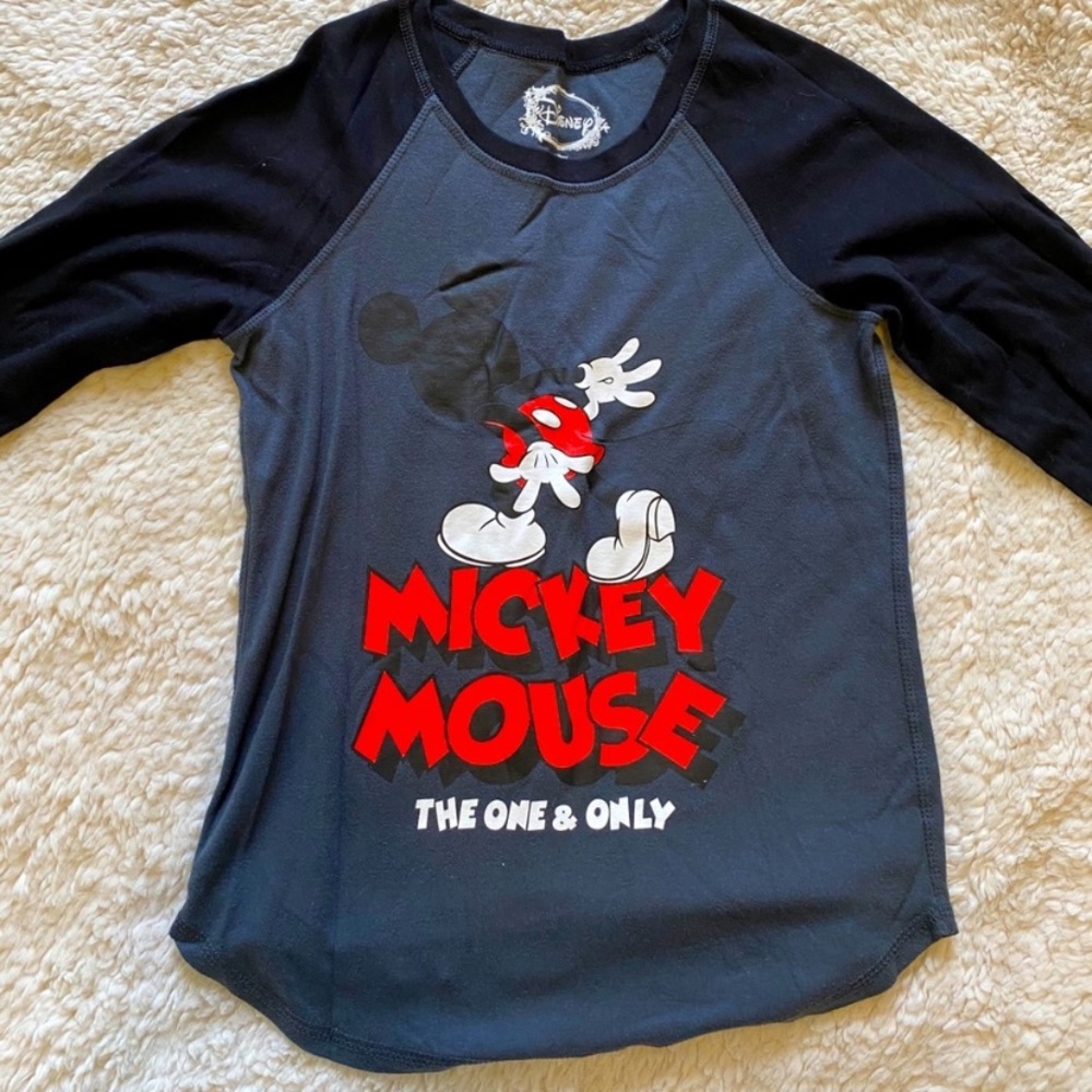 Women’s DISNEY Mickey Mouse Shirt 3/4 Sleeve Tee S - Picture 1 of 3